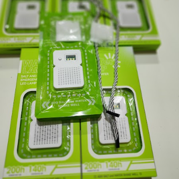Lámpara LED portátil de agua salada - additional image 1